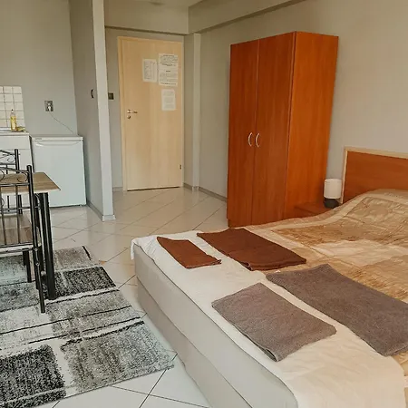 Kamelia Garden 公寓 阳光海滩