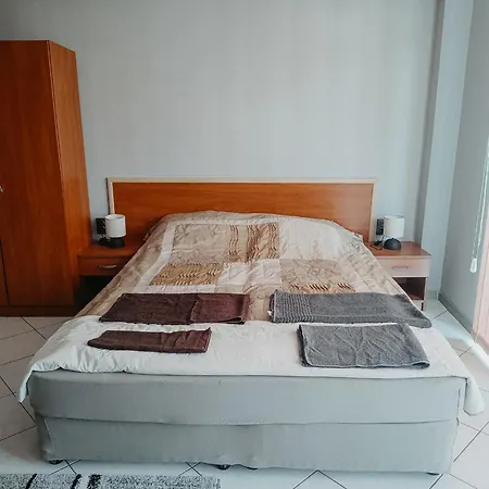 Kamelia Garden Slantschew brjag